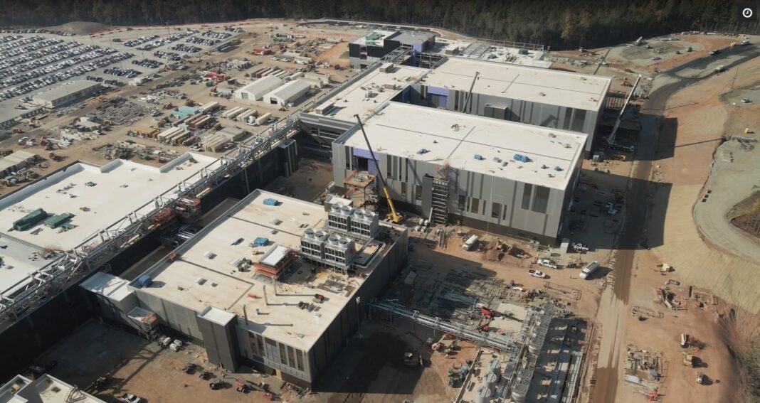Fujifilm Diosynth Biotechnologies end-to-end biomanufacturing facility in Holly Springs, NC, now under construction.